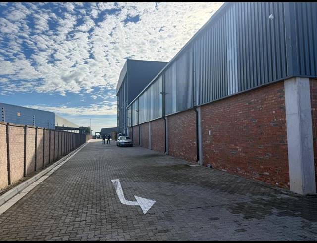 INDUSTRIAL PROPERTY TO RENT IN GREENBUSHES